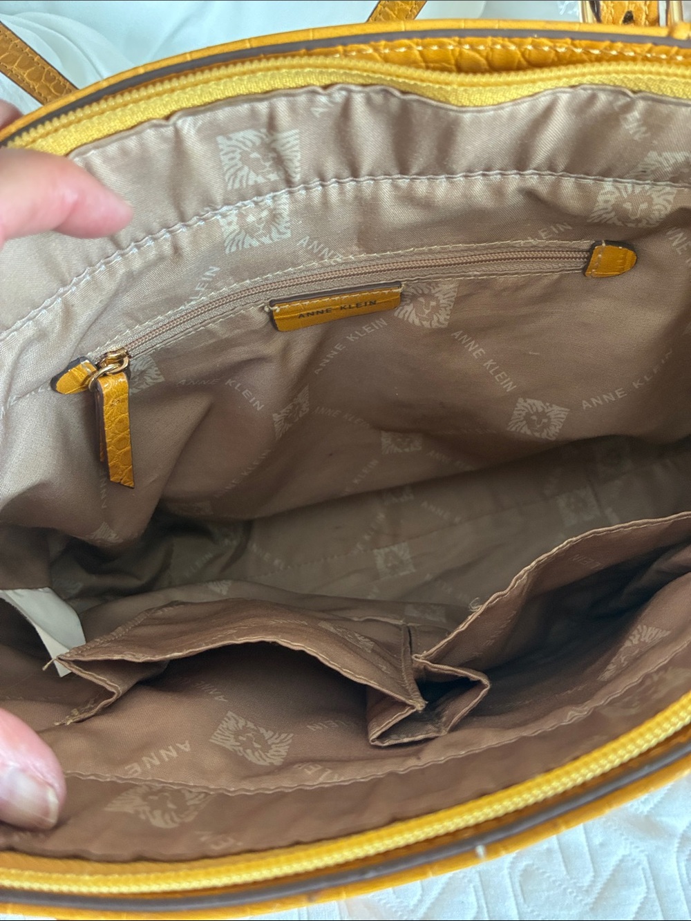 Anne Klein Yellow Croc-Embossed  Bag with Card Holder - Picture 4 of 9